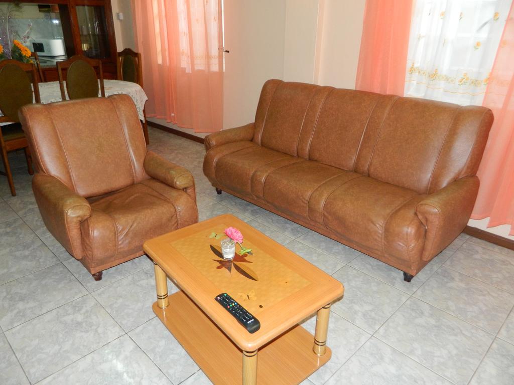 Lotus Apartments Pereybere Beach Kültér fotó